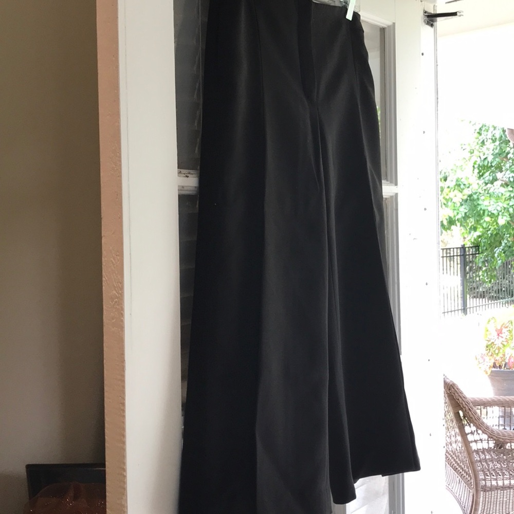 Wide leg crop pants. Brand New